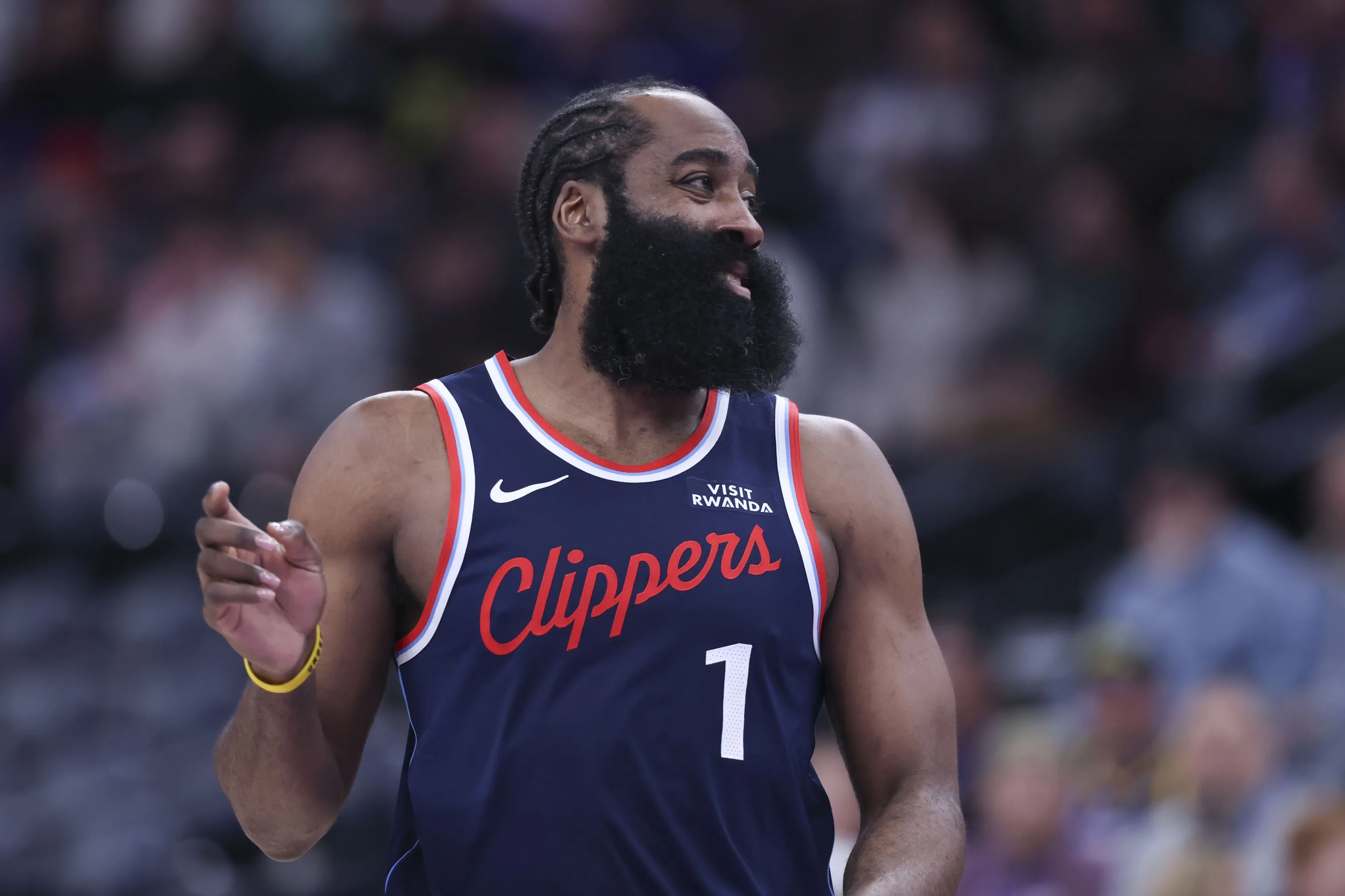 Clippers’ Surge Continues as Harden Steadies Another Convincing Win