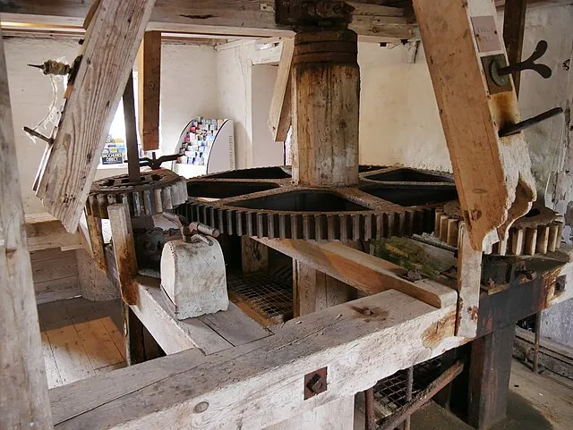 Helge Klas Rieder on Wikimedia Commons