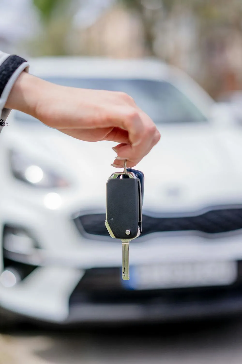 20 Tips for Buying a Car Without Breaking the Bank