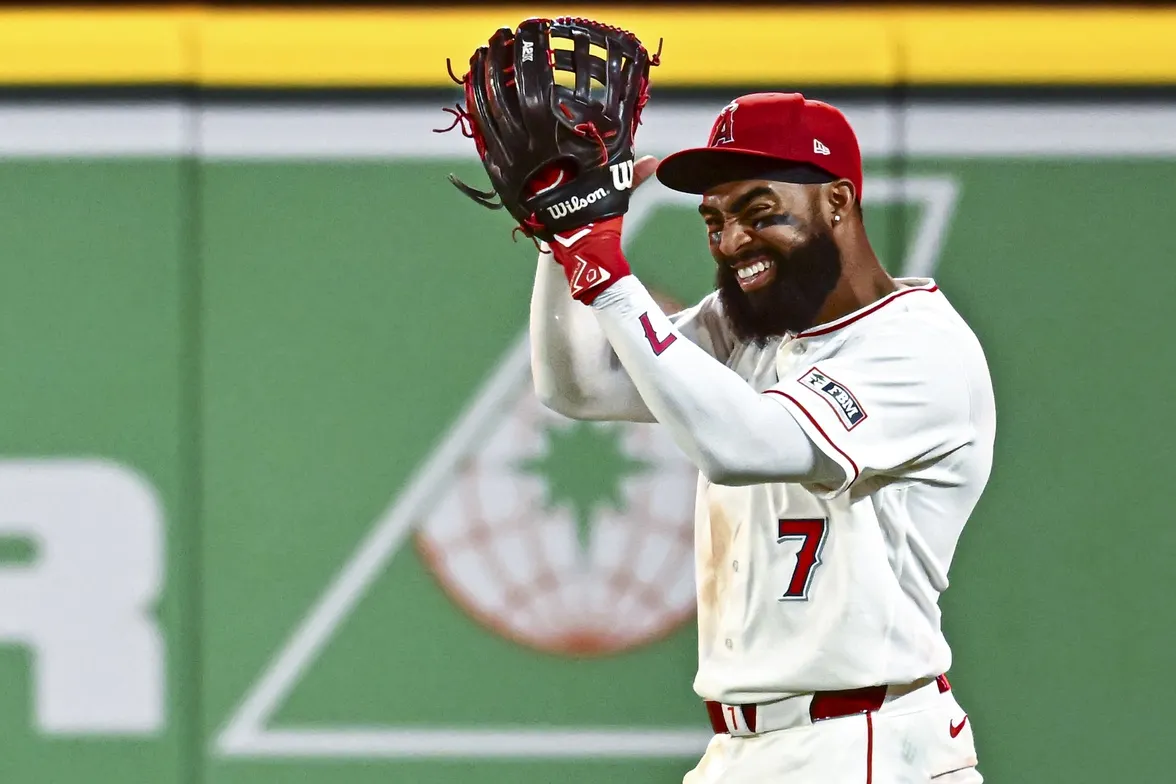 Jo Adell’s Historic Three Home Run Robberies Lift Angels Past Mariners 1-0