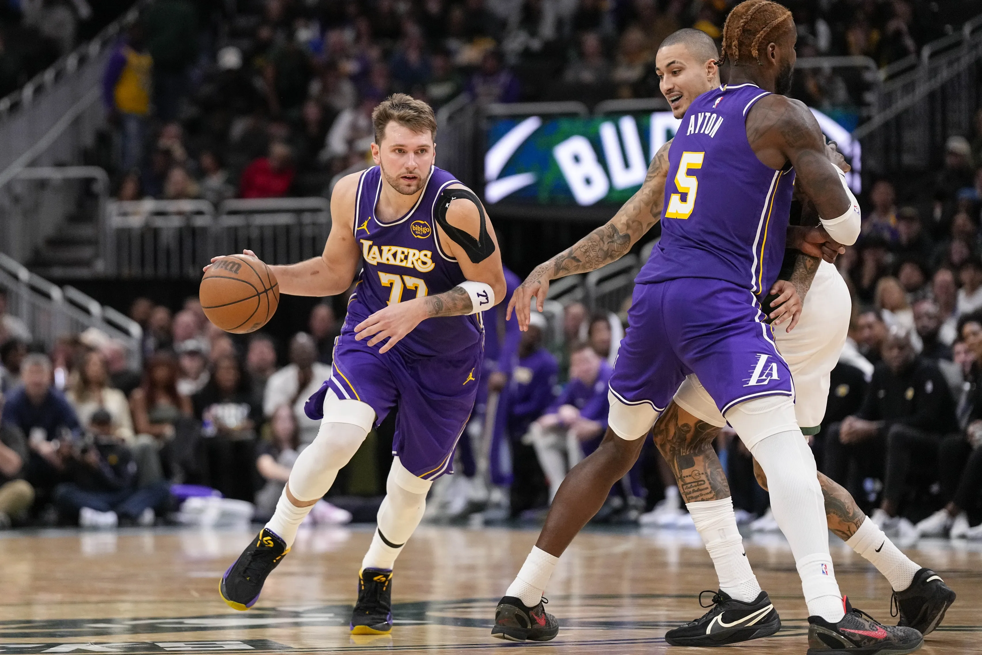 Lakers’ Early Success Fueled by Luka Doncic’s Growing Comfort and Chemistry
