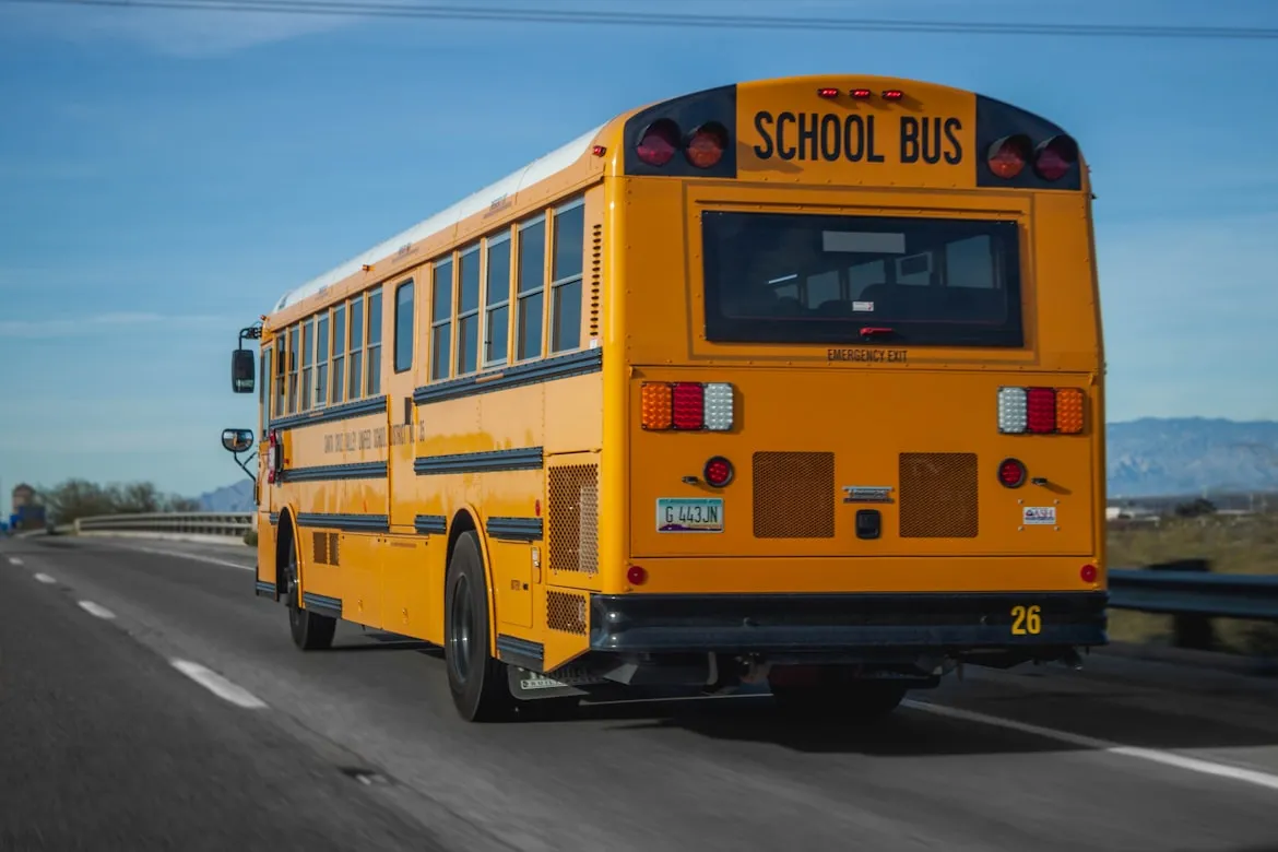 14 Things '80s Kids Did While Riding the School Bus
