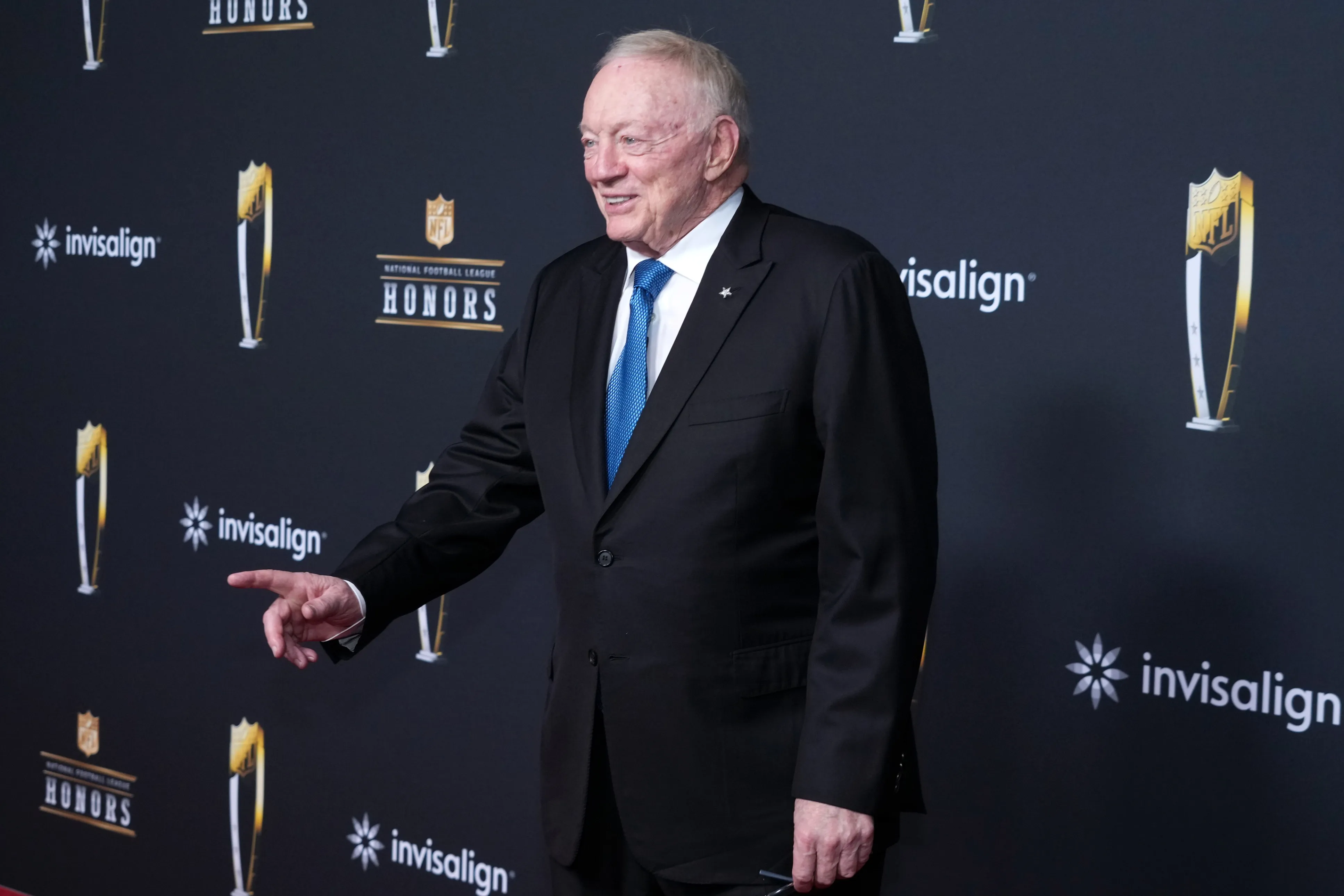 Jerry Jones Eyes Big Moves After Disappointing Cowboys Season