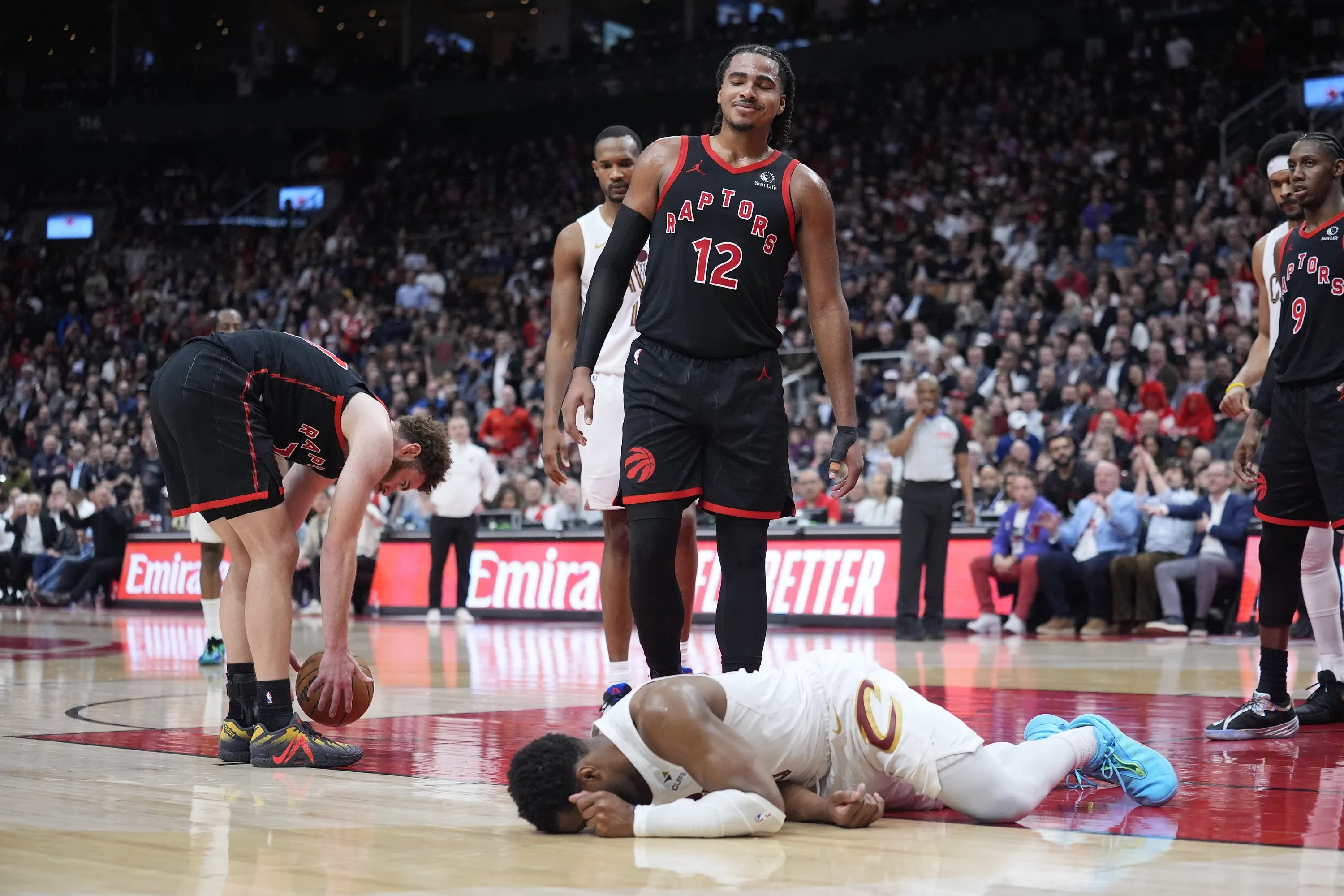 Raptors Avoid 3-0 Hole As Rookie Murray-Boyles Sparks Game 3 Win