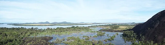 Shishoxisrax on Wikimedia Commons