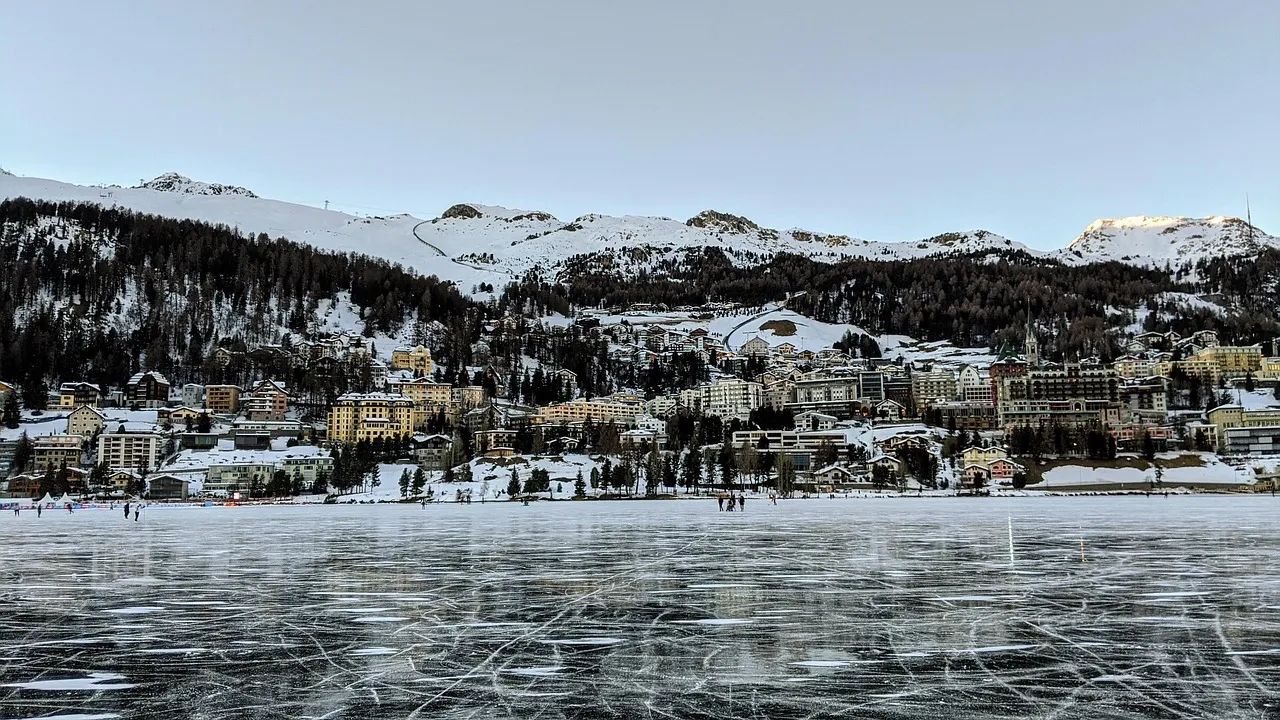 18 Towns Built Entirely on Ice or Permafrost