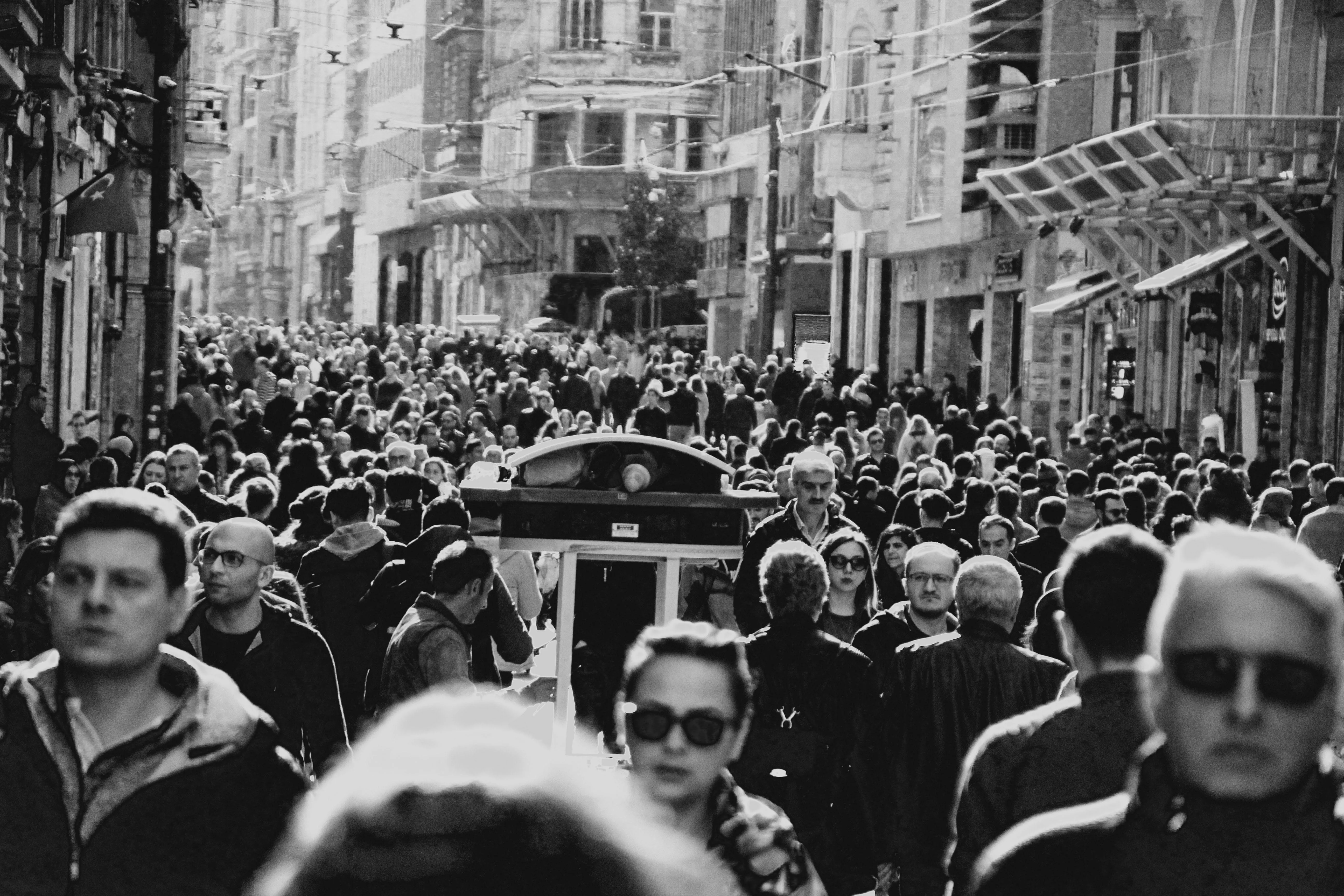 16 Things Everyone Did in the 1960s That Would Surprise People Today