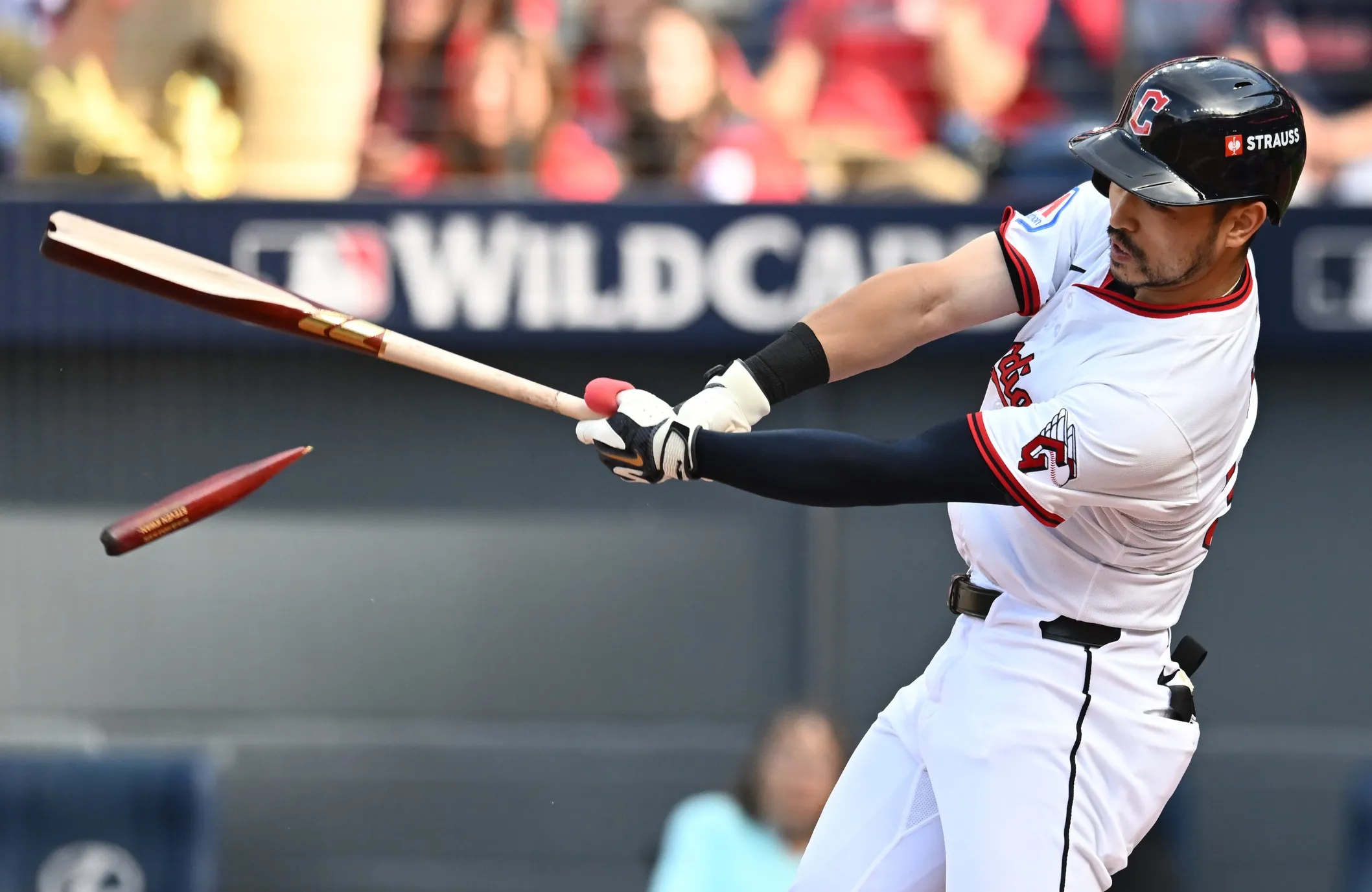 Astros Eye Guardians’ Steven Kwan to Rebuild Post-Down Season