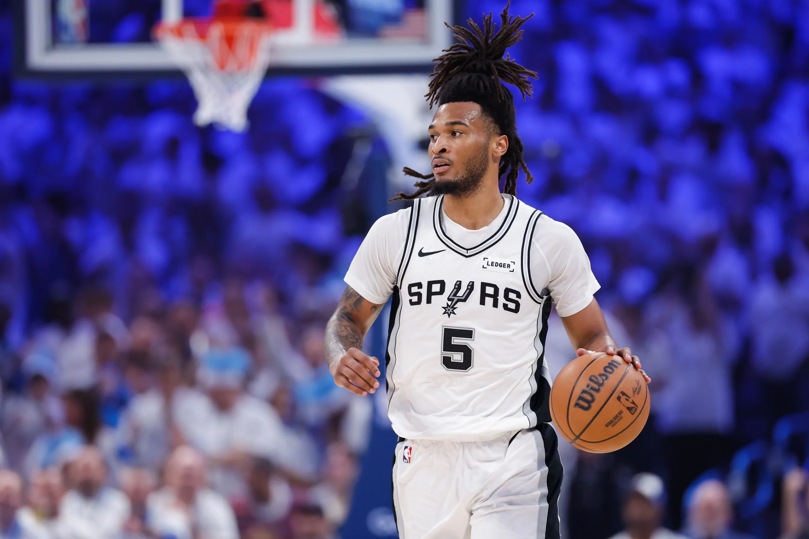Stephon Castle’s Thunderous Dunk Ignites Spurs in Intense West Finals Clash