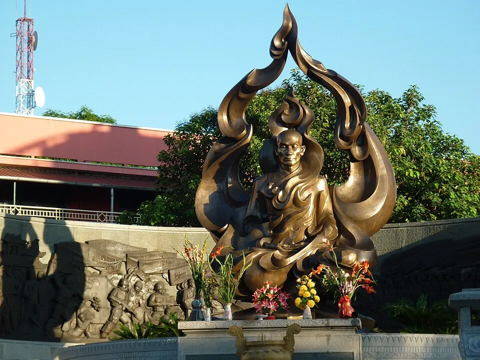 Ngô Trung on Wikimedia Commons