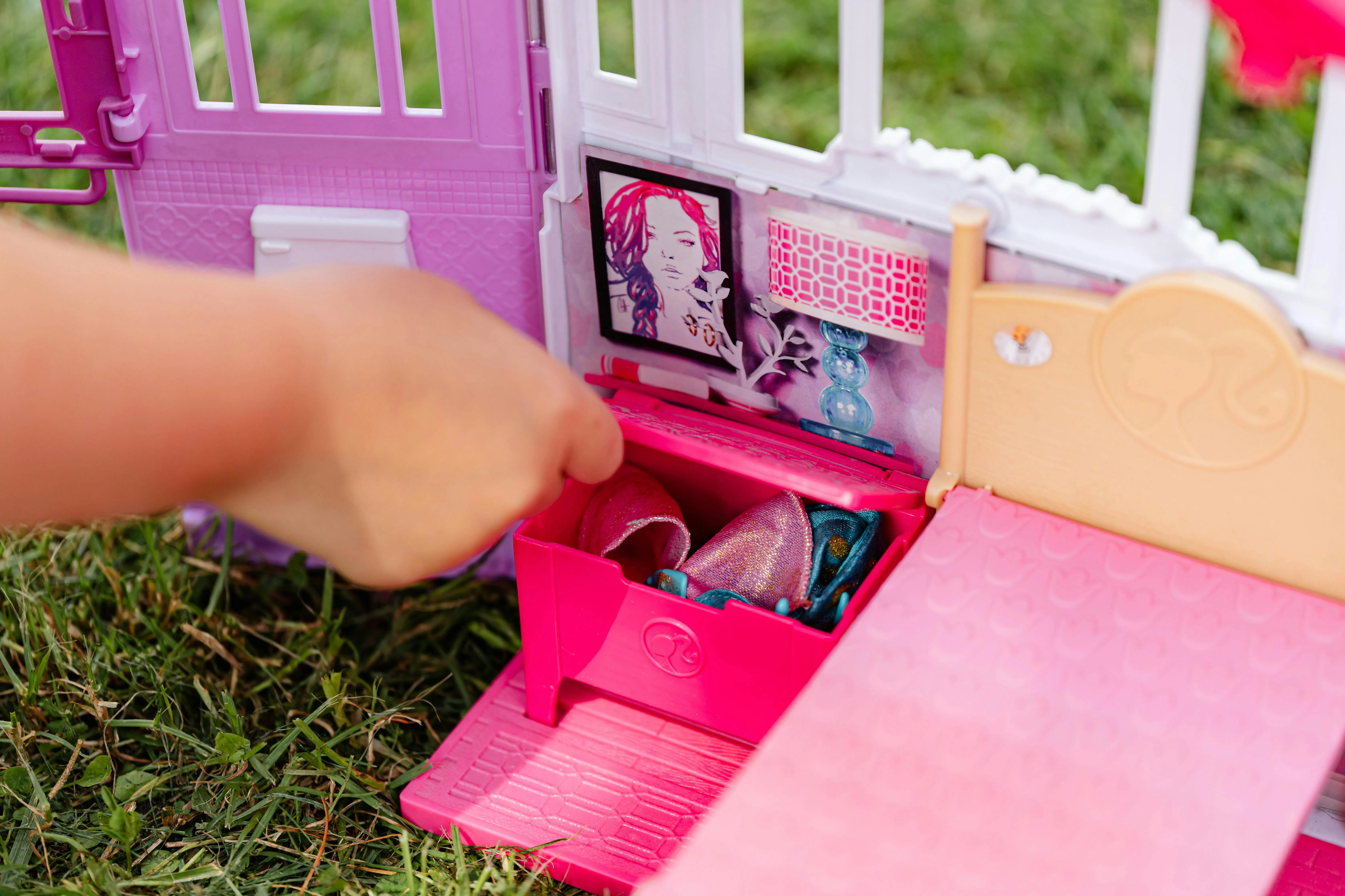 18 Toys You Could Only Get Through School Fundraisers