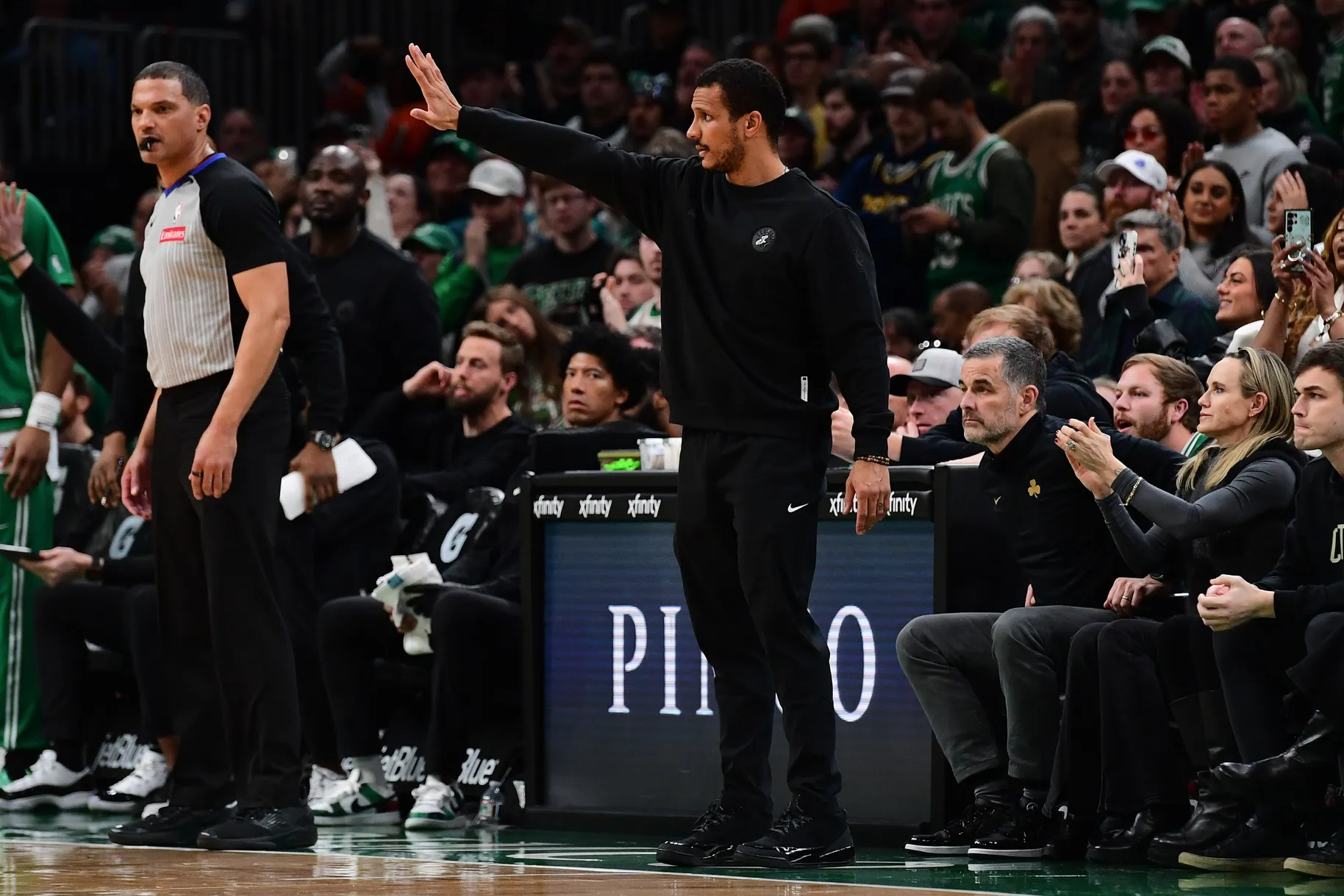 Celtics Thrive Without Tatum as Mazzulla Reaches 200 Wins in Gritty Victory
