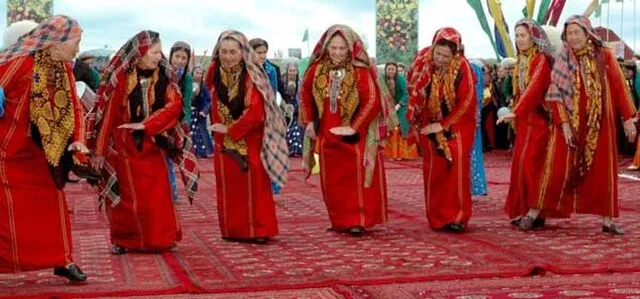 Lunnaya radost on Wikimedia Commons