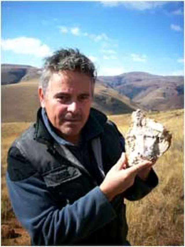 Michael Tellinger on Wikimedia Commons