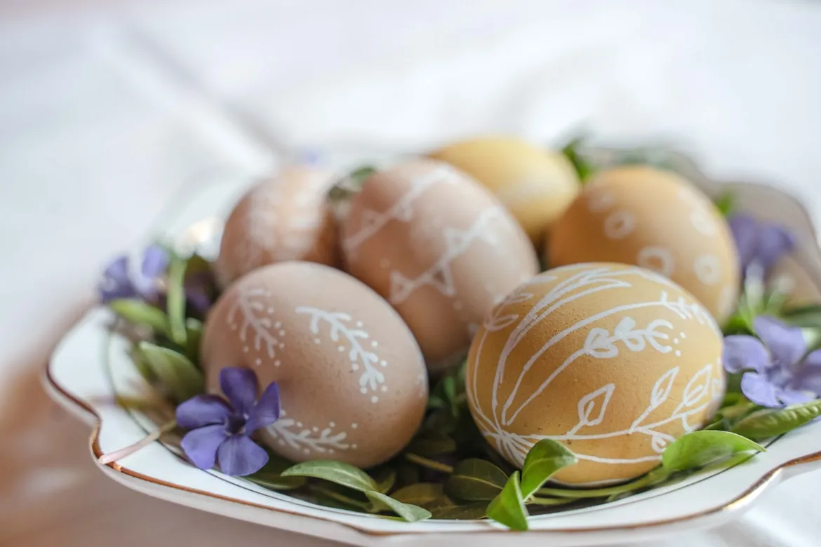 16 Easter Traditions in 1960s We Abandoned That Made the Holiday Special