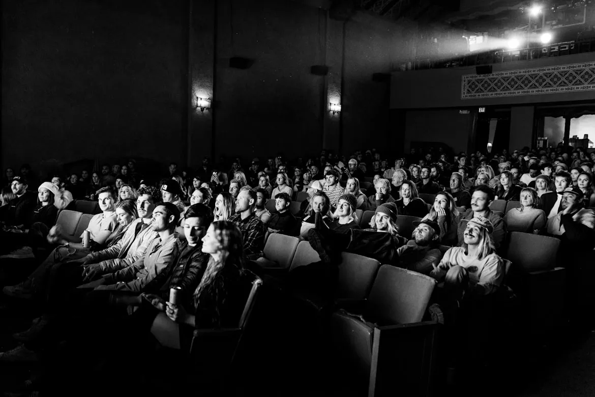 16 Movie Trailers From the Past That Gave Away the Whole Plot