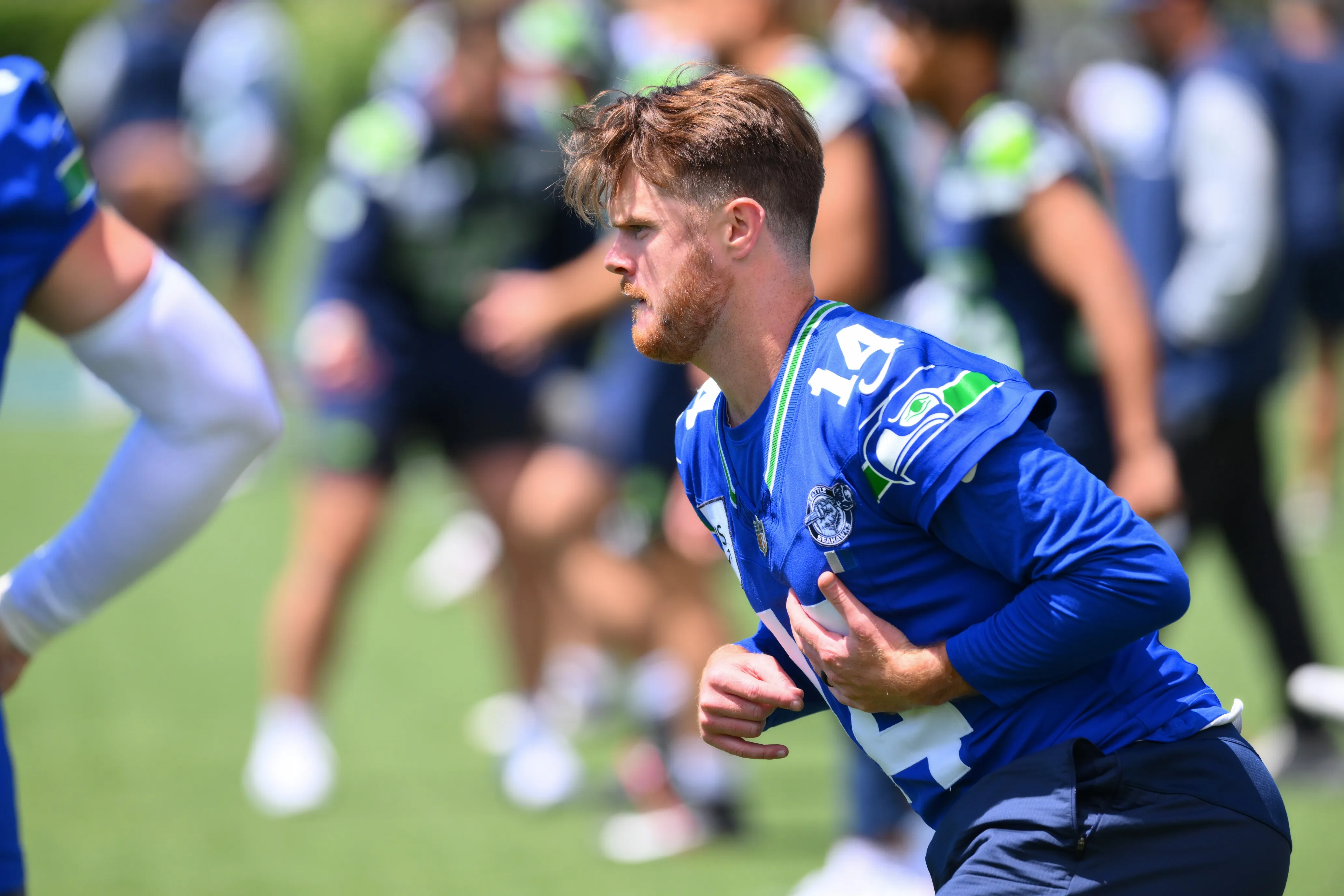 Sam Darnold’s Next Seahawks Contract May Hinge on Baker Mayfield’s New Deal