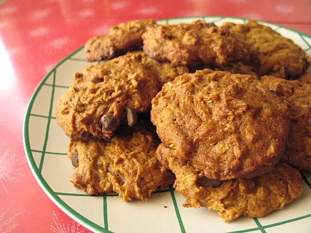grabadonut on Wikimedia Commons