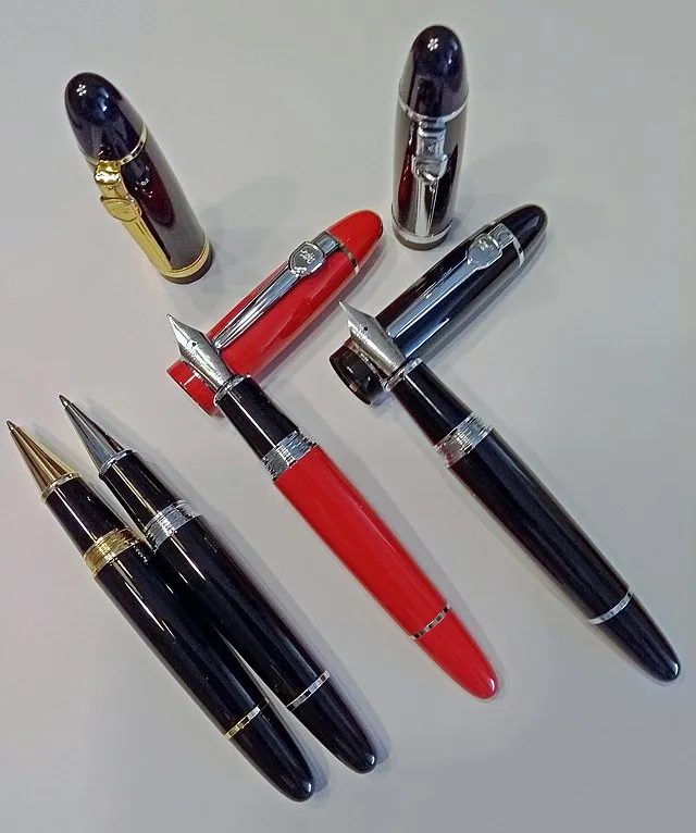 Francis Flinch on wikimedia