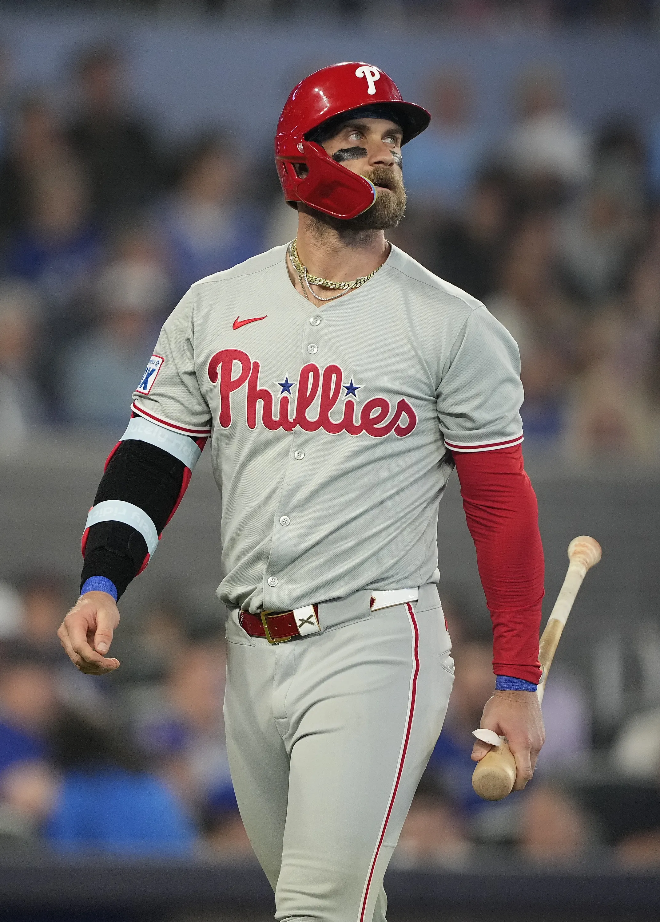 12 Images That Show Harper’s Signature Swing