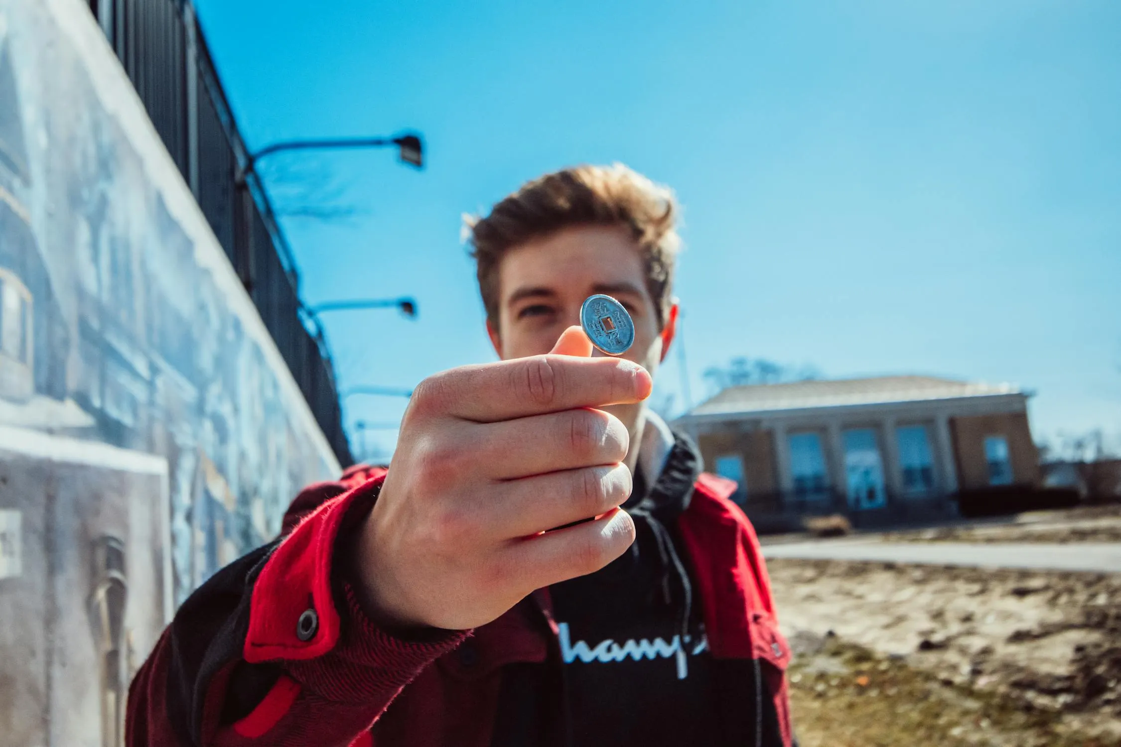 CocaKolaLips on Pexels 