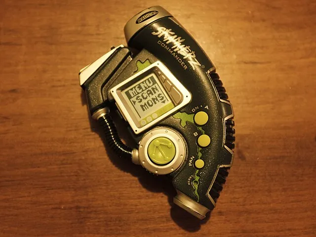 WillisMoon on Wikimedia Commons