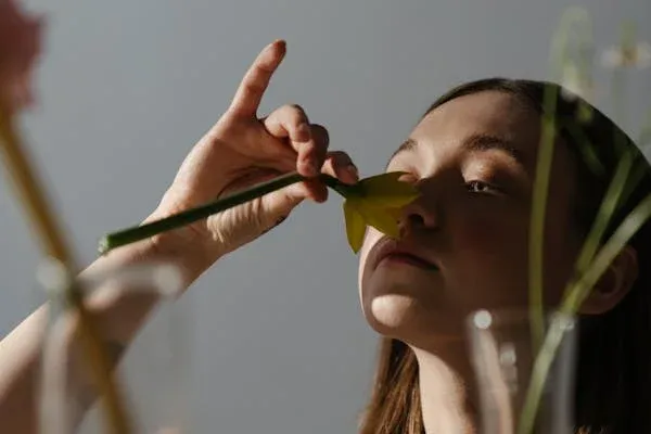 18 Scents from the Past That Are Instantly Recognizable