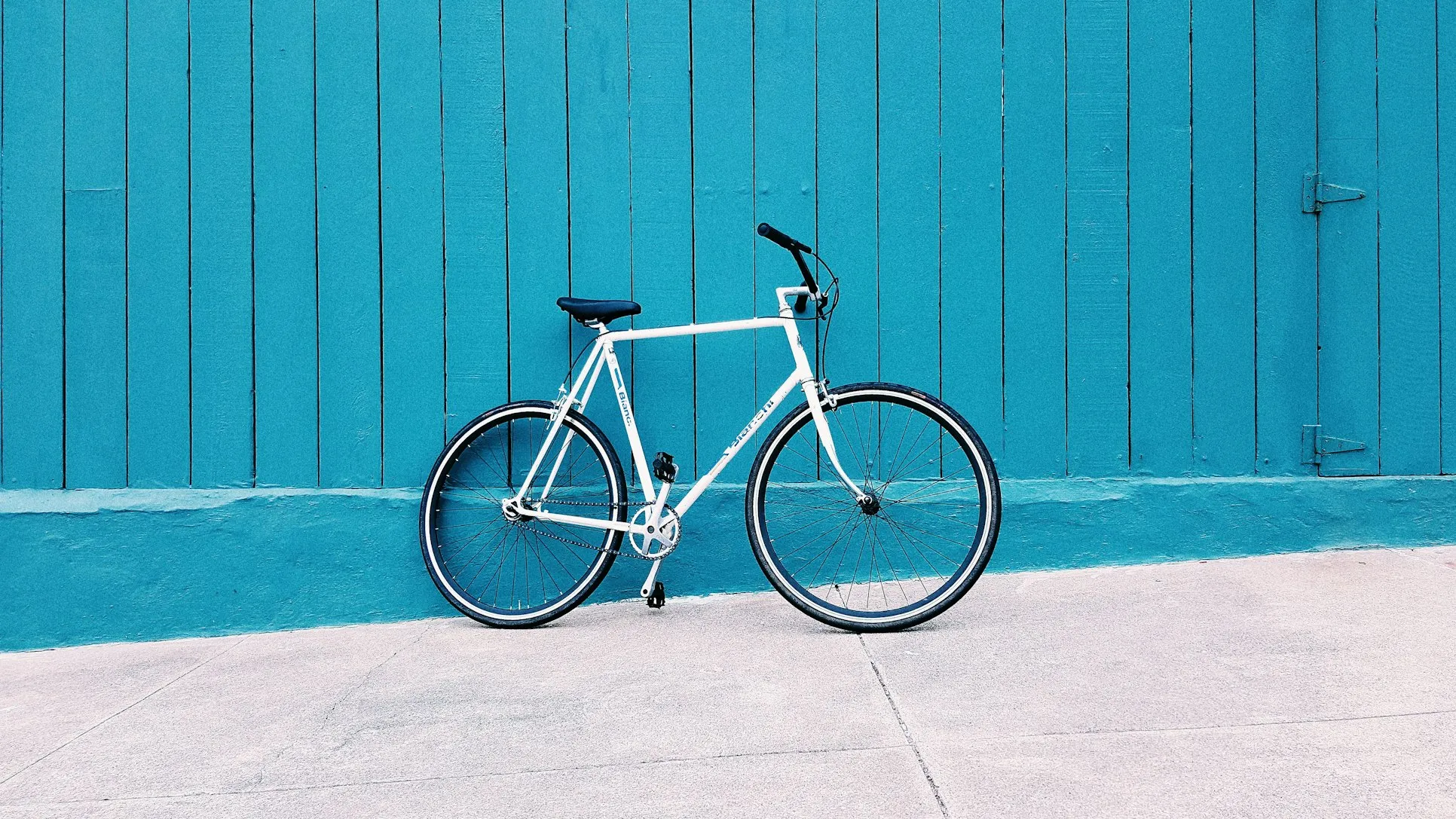  Carl Nenzen Loven from Unsplash
