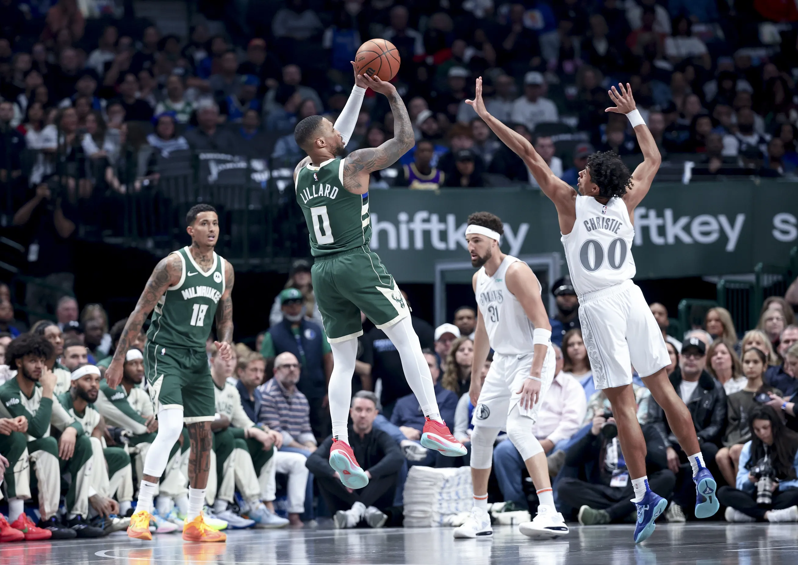 20 Photos That Show Damian Lillard’s Clutch DNA