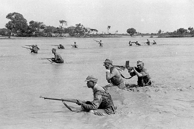 CrowbarCatalyst on Wikimedia Commons