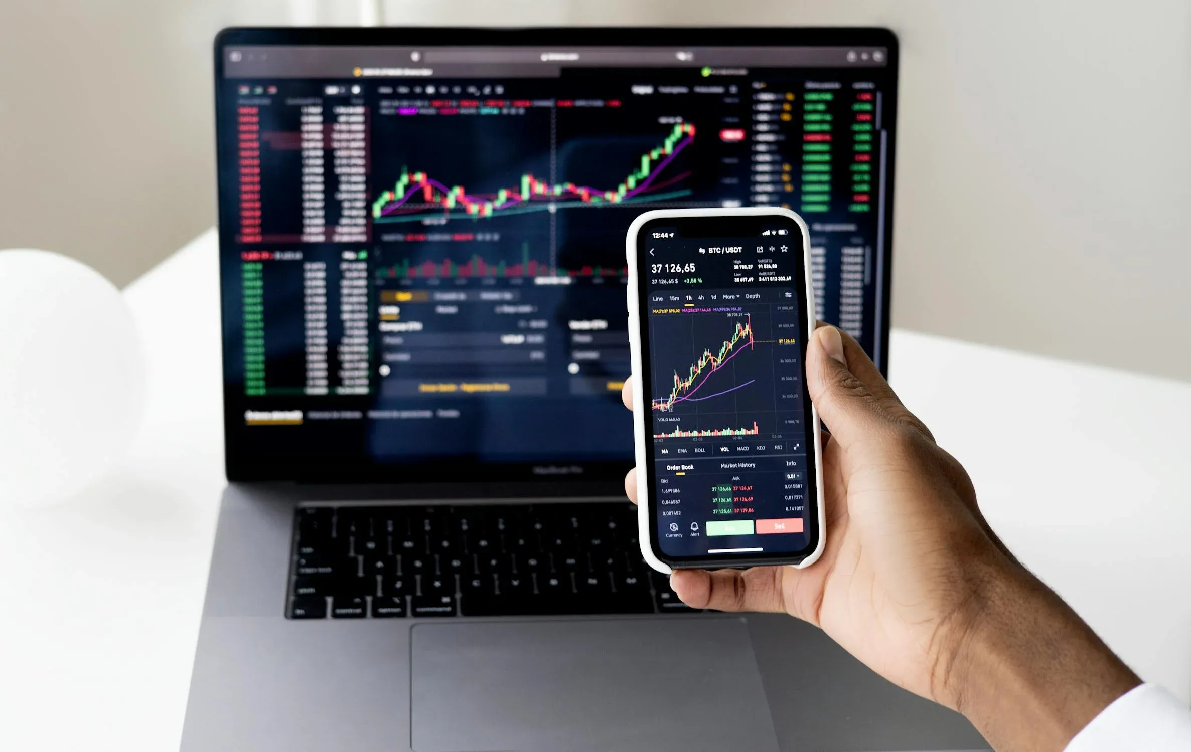 14 Financial Trends That Were Big News — Then Vanished