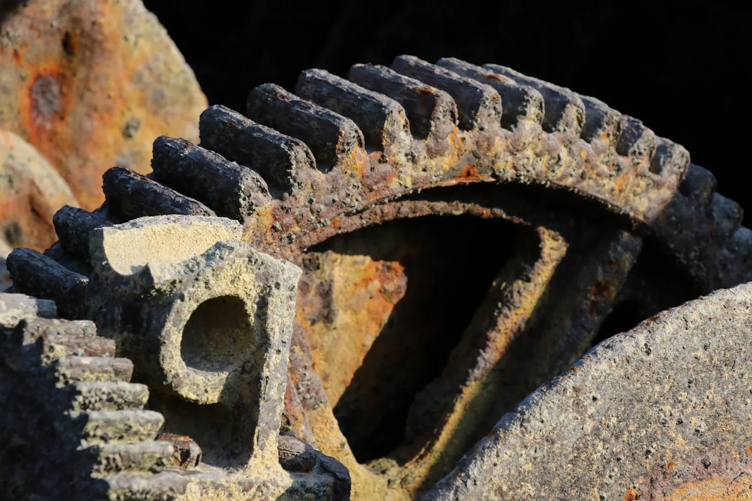20 Examples of Technology Used Long Before It Was Common