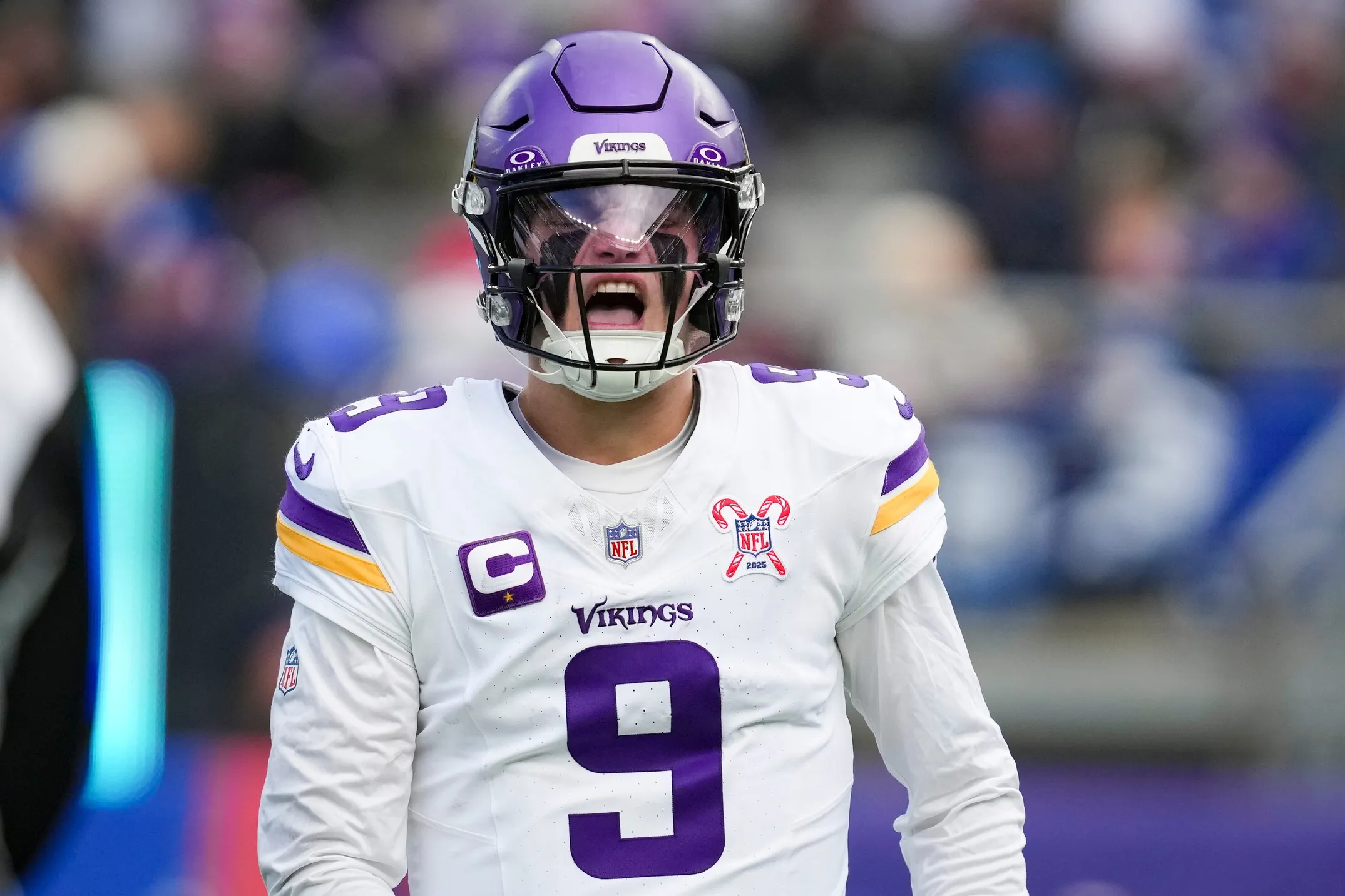 Vikings QB McCarthy Exits with Hand Injury as Team Faces Injury Plague