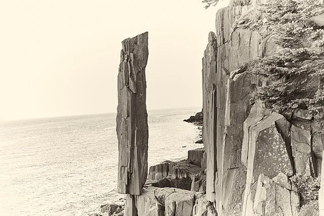 Holly's Coastal View on wikimedia