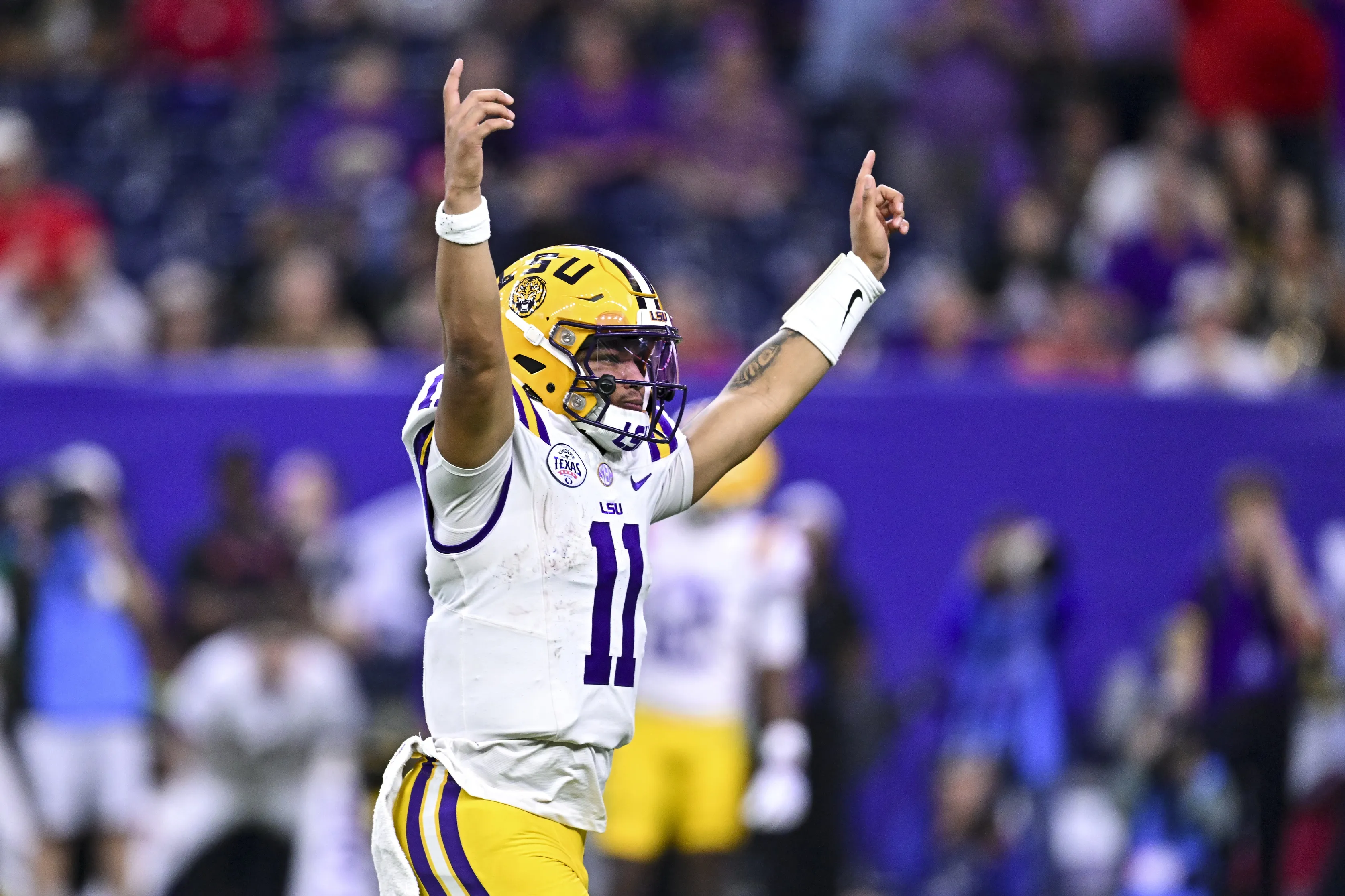 LSU Faces Offseason Shakeup as Key Players Enter Transfer Portal