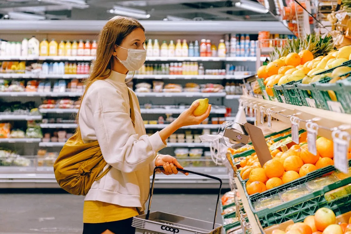 20 Grocery Store Secrets Only Insiders Know