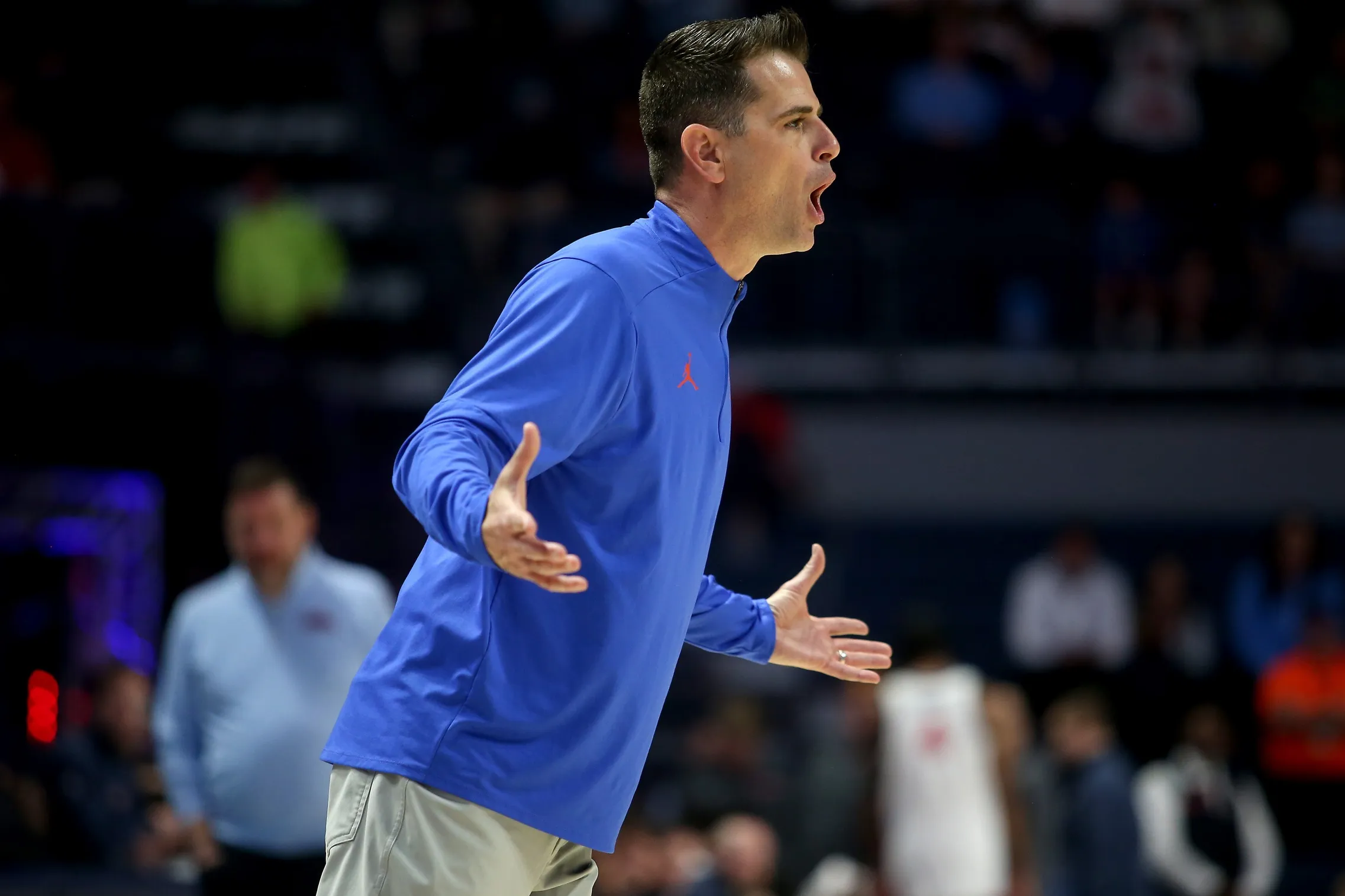 Florida Escapes Texas with Second-Half Rally