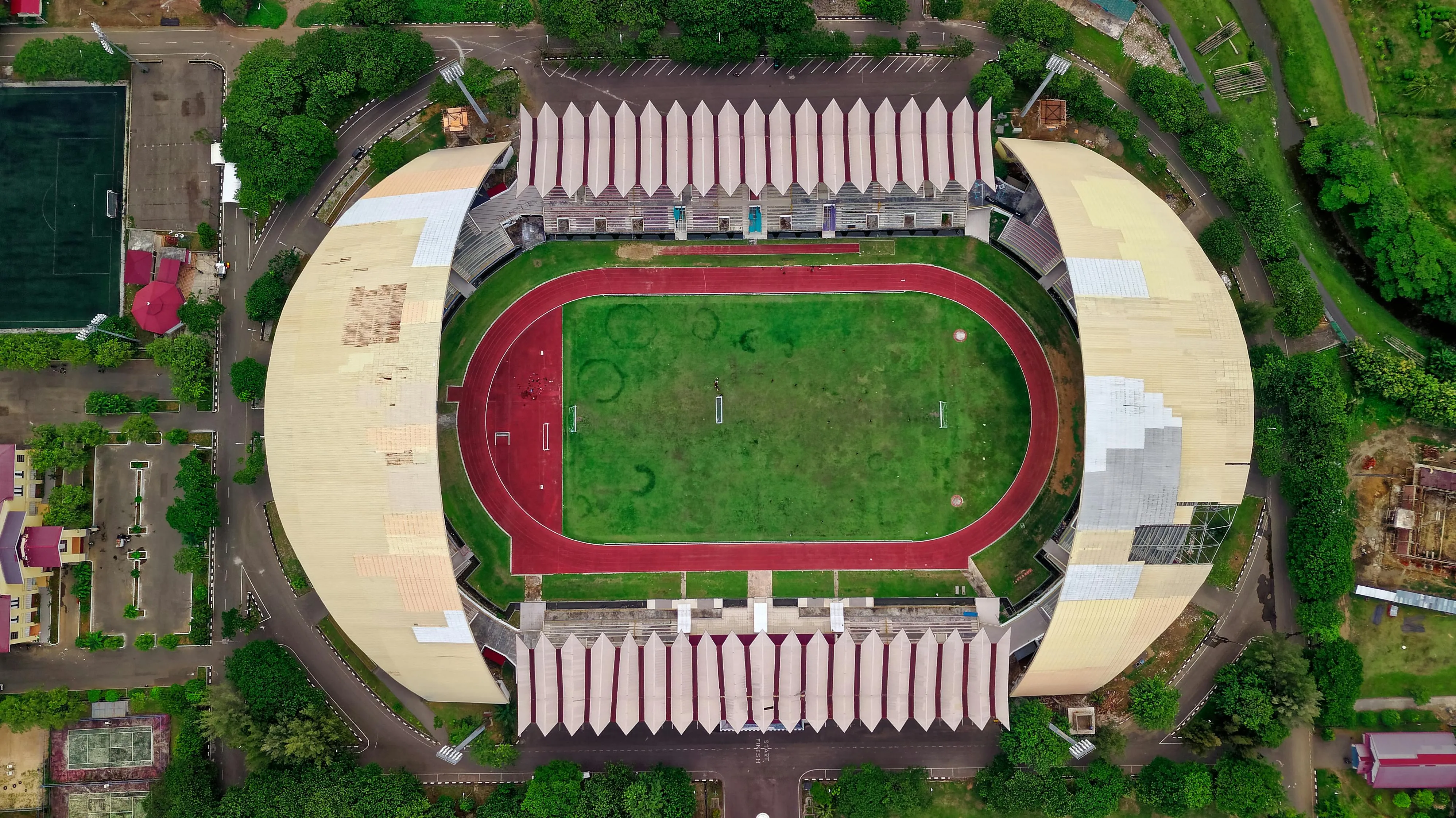 17 Retro Stadium Features That Aren’t Used Today