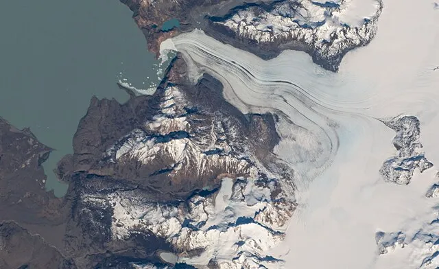 Earth Science and Remote Sensing Unit, NASA Johnson Space Center on Wikimedia Commons