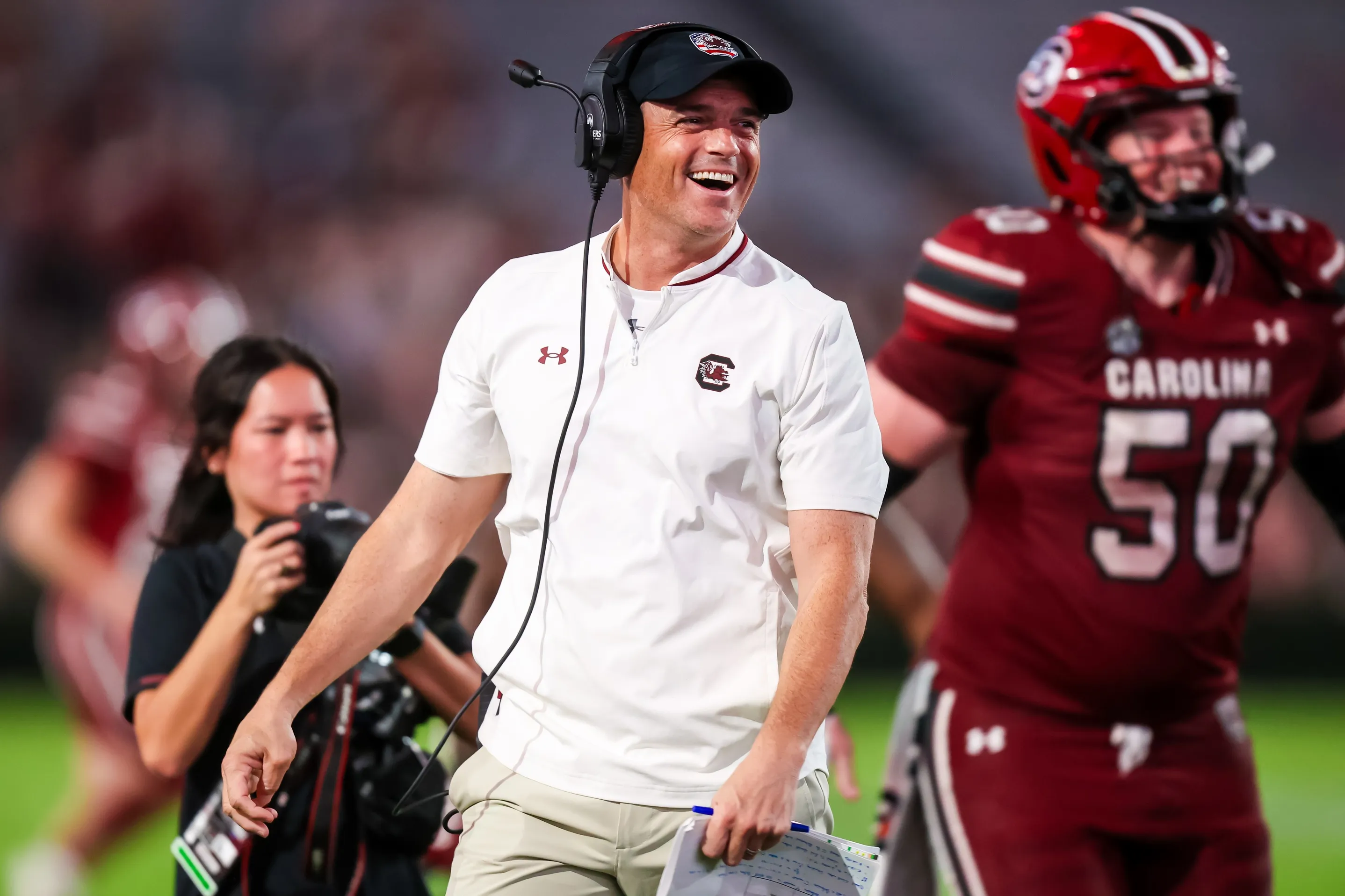 Shane Beamer to Return at South Carolina Despite Struggling 2025 Season