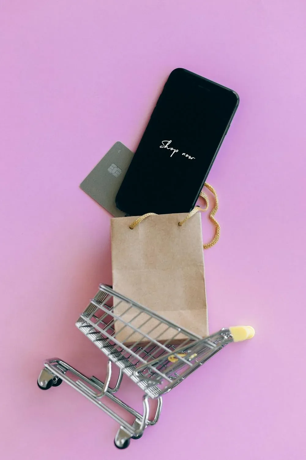 10 Common Items That Used to Come Free with a Purchase