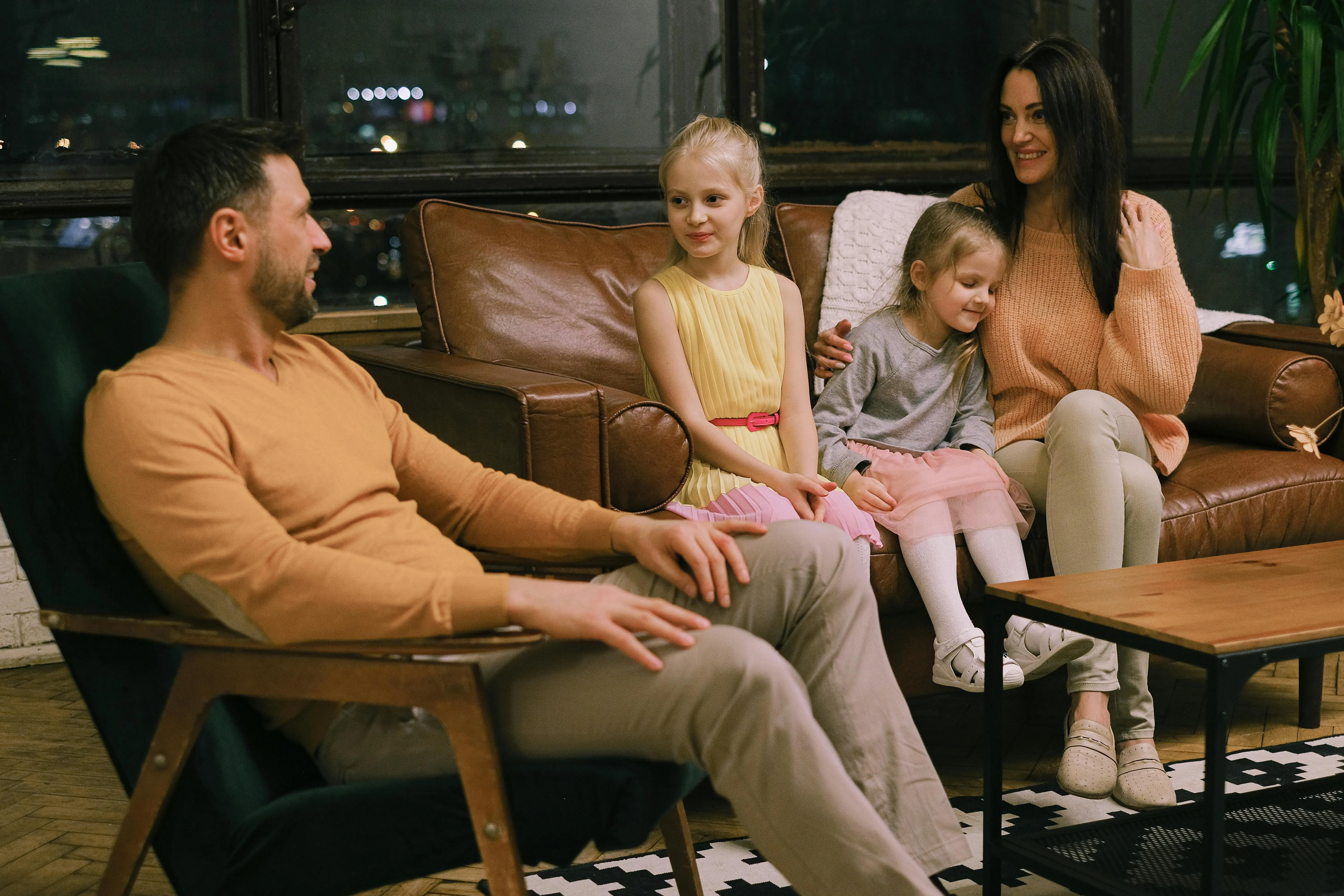 20 Household Rules Every 1950s Family Enforced