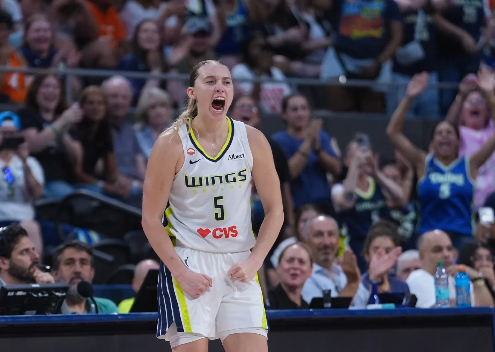 Paige Bueckers Shines in Emotional Connecticut Return as Wings Defeat Sun 86-83