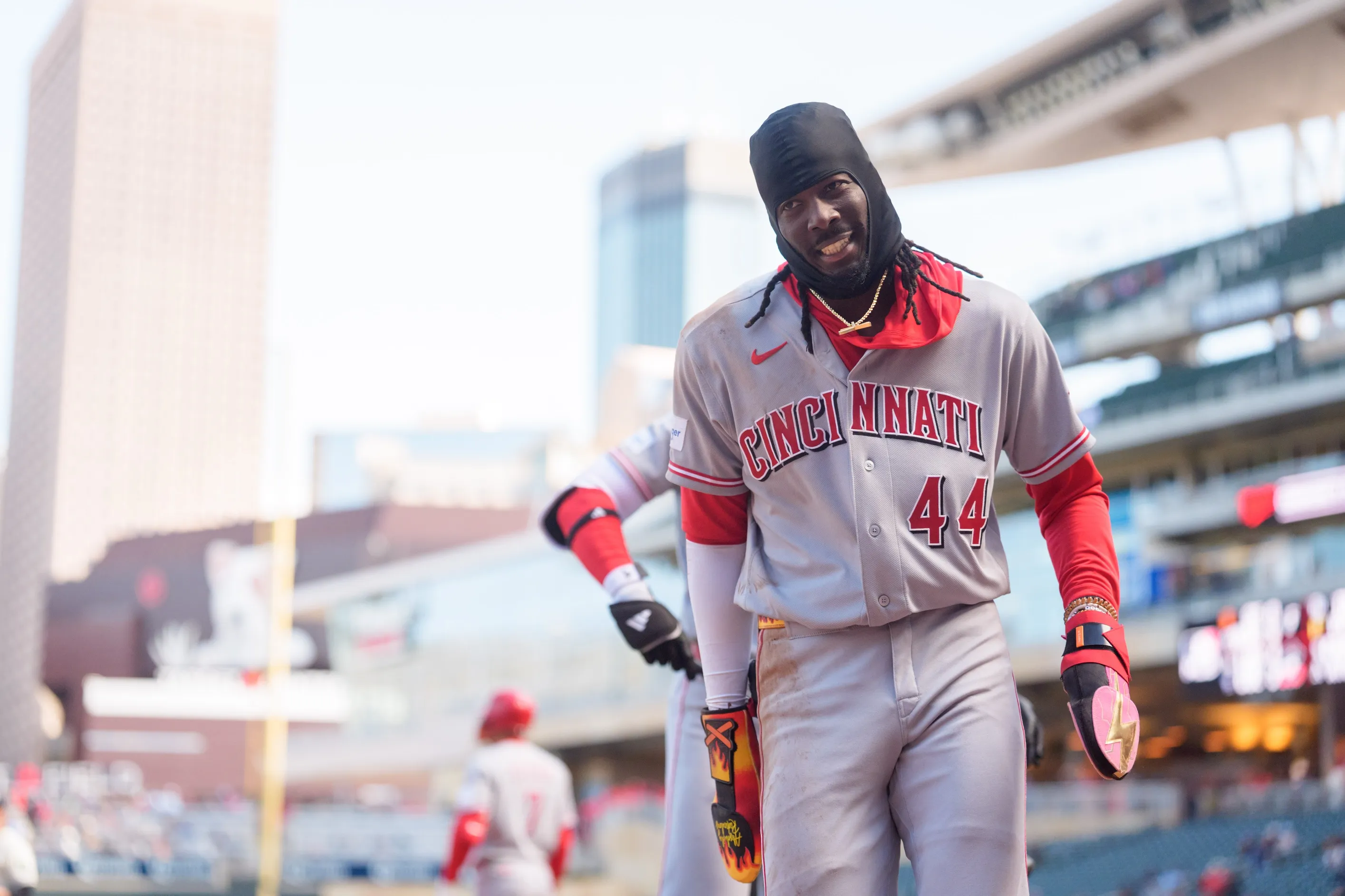 De La Cruz’s Defensive Brilliance Highlights Reds’ Rising Momentum in Win Over Rays