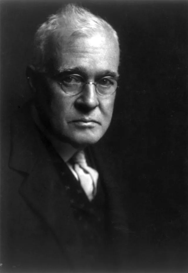 Paul Fornier on Wikimedia Commons 