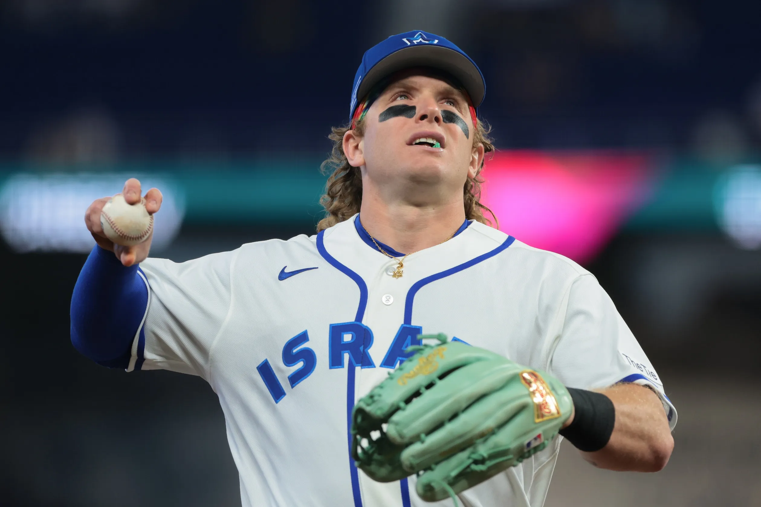 Giants Managing Harrison Bader Hamstring Issue as Opening Day Nears