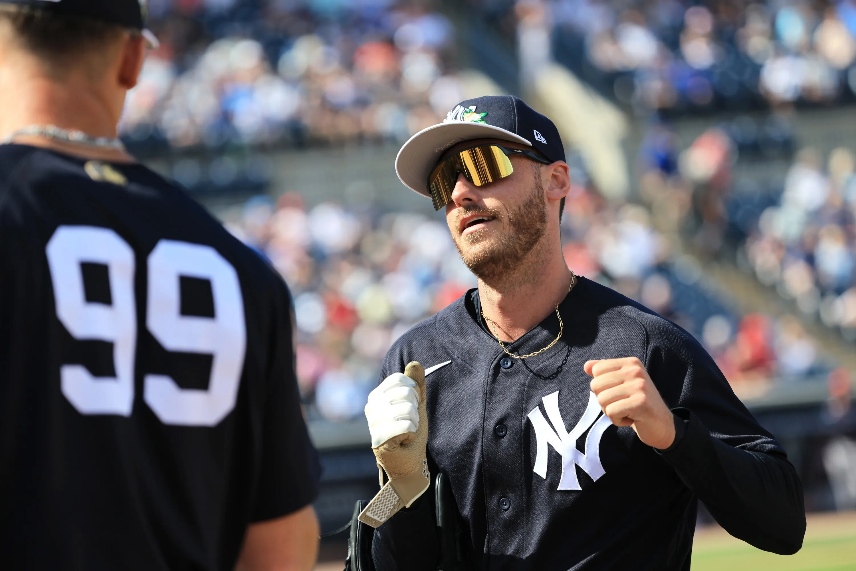 Cody Bellinger Takes Brief Break in Yankees Spring Training With Minor Back Issue