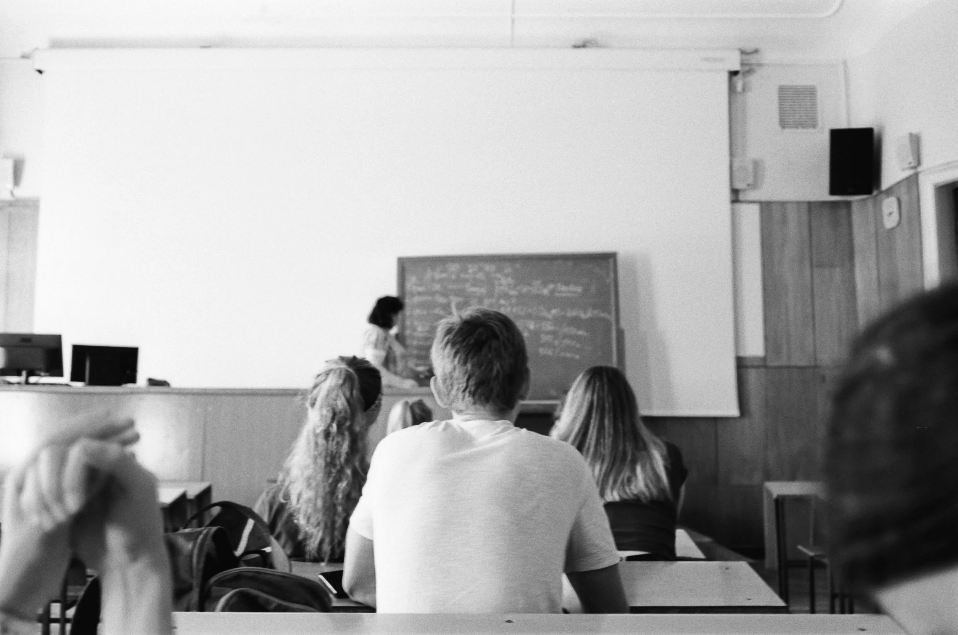 15 Things Teachers Did in the 1950s That Would Be Banned Today