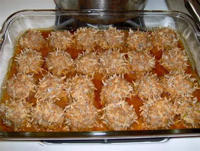 nochipra on Wikimedia Commons