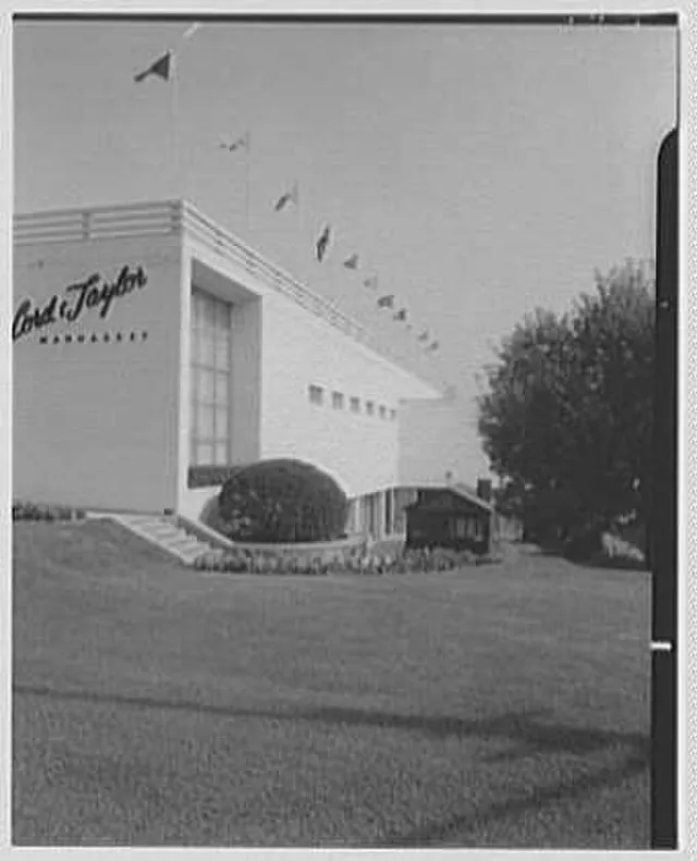 Gottscho-Schleisner Collection on wikimedia